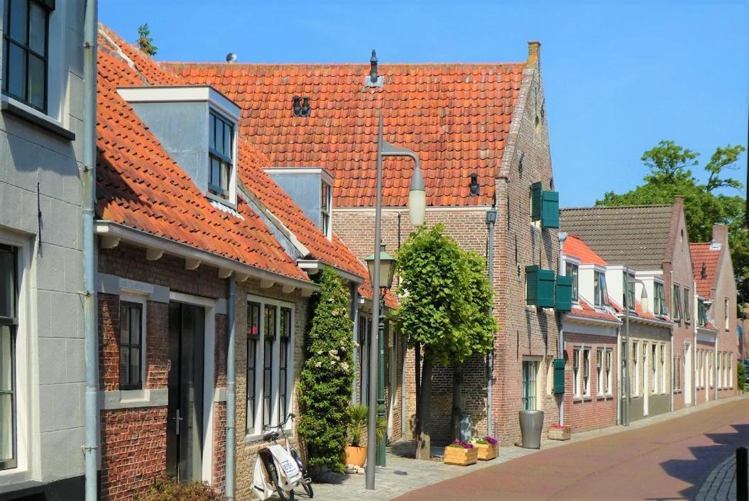 グス Private House With Patio In Historic Centerヴィラ エクステリア 写真