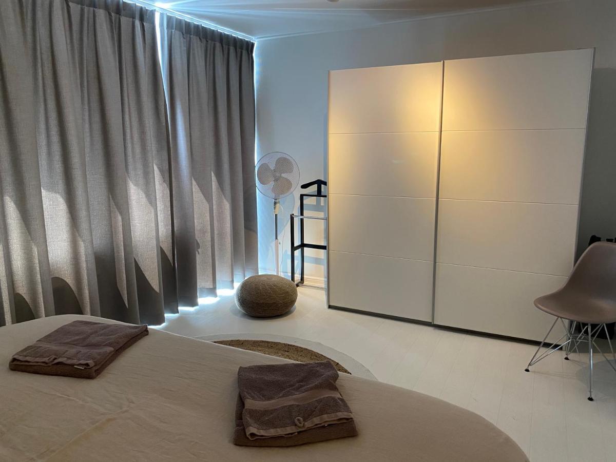 グス Private House With Patio In Historic Centerヴィラ エクステリア 写真